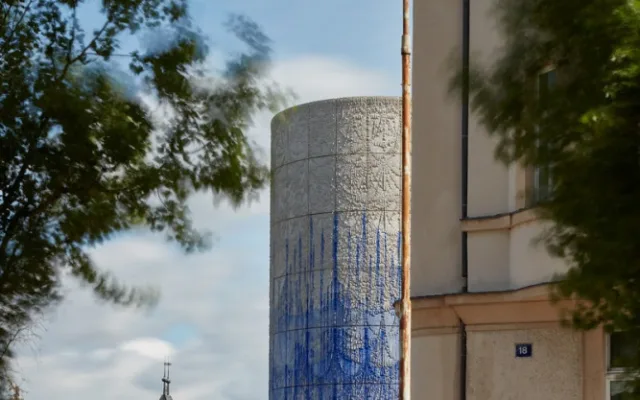 FOTO, VIDEO: Z výduchu u Stromovky se stalo umělecké dílo. Dokončeno bude v květnu