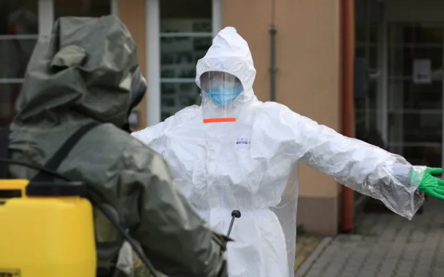 Strakoničtí vojáci otestovali téměř dva tisíce lidí na koronavir