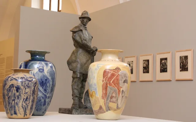Autoři expozice Meziprůzkumy v Alšově jihočeské galerii: Nastal čas zbavit se předsudků