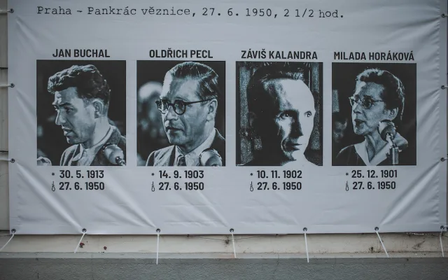 Milada Horáková nebyla jen pasivní obětí komunistického režimu, byla jeho aktivním odpůrcem, říká Jan Synek