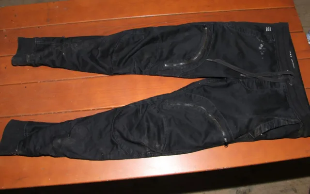 Policie stále pátrá po totožnosti mrtvého muže, který byl nalezen u Prachatic