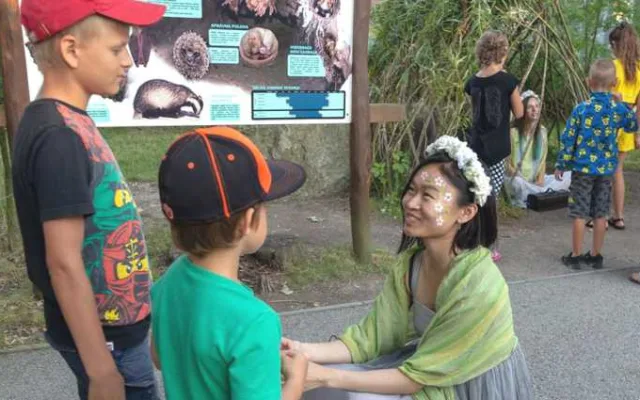Zoo Hluboká opět chystá Večerní pohádkovou zoo. Šípková Růženka, lesní víly nebo loupežníci