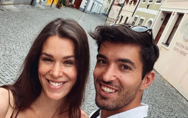 Olga a Jakub Plojharovi předávají štafetu 6x5 z jižních Čech
