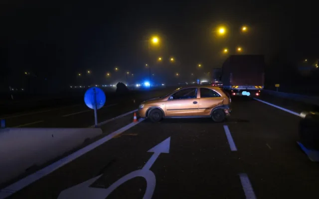 Nepochopitelný manévr na okraji Budějc. Řidič se na frekventovaném tahu začal otáčet do protisměru.