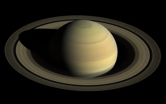 Konjukce Jupiteru se Saturnem a soutěž astronomických rozměrů