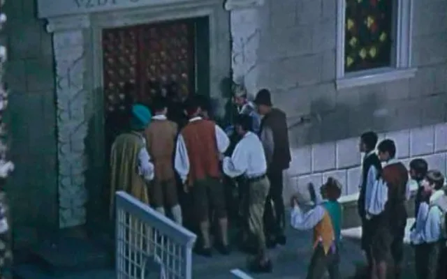 Šíleně smutná princezna na jihu Čech. Filmaře tehdy zaujal zámek Blatná.