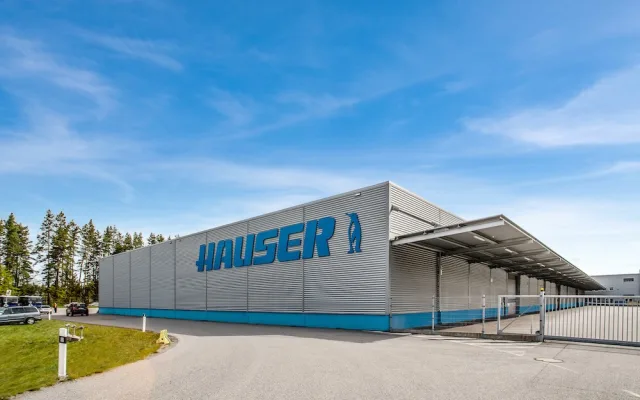 Hauser dává 110 milionů korun do expertů na plech
