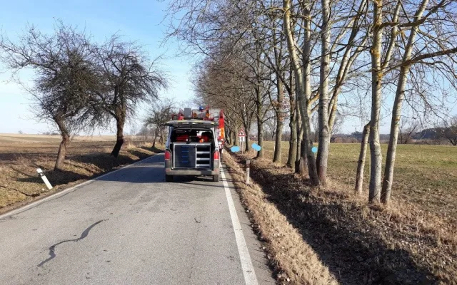 Na Českobudějovicku srazilo auto dva cyklisty. Oba na místě zemřeli