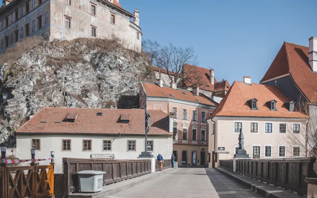 Je tady občas až děsivé prázdno. Krumlov se změnil, míní místní obyvatelé