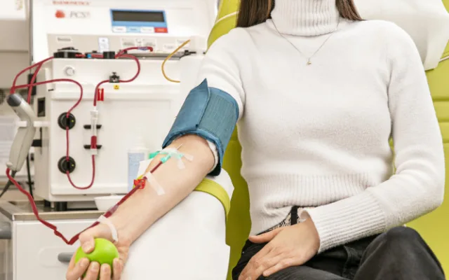 Na Pražské třídě otevírá nové odběrové centrum Cara Plasma. Přináší profesionální zdravotní péči a odměny pro pravidelné dárce