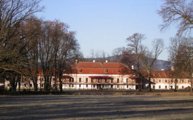 Před 55 lety se otevřela psychiatrická léčebna v Červeném Dvoře