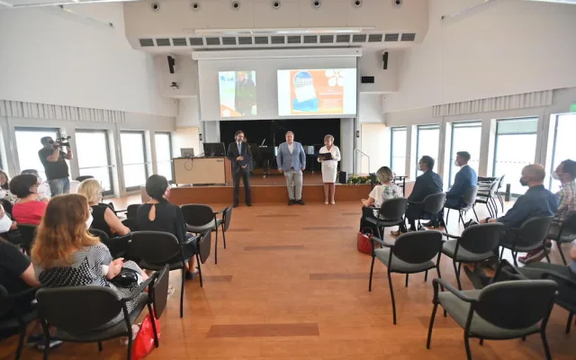 Na Pedagogické fakultě Jihočeské univerzity byly poprvé uděleny Ceny Miroslava Papáčka