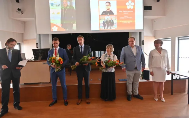 Na Pedagogické fakultě Jihočeské univerzity byly poprvé uděleny Ceny Miroslava Papáčka