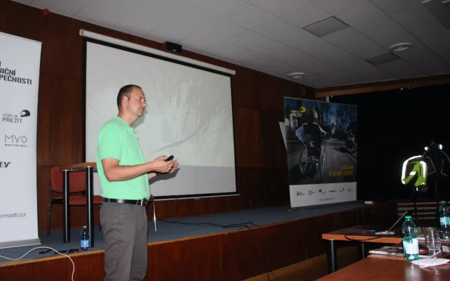 Na polygonu v Sosnové trénují učitelé autoškoly