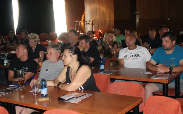 Na polygonu v Sosnové trénují učitelé autoškoly