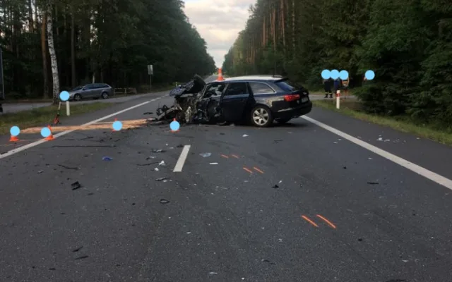 Na Jindřichohradecku se srazila dvě auta. Zraněno je několik osob