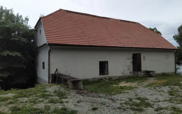 Památkáři dokončili opravu zámecké vodárny na Hluboké
