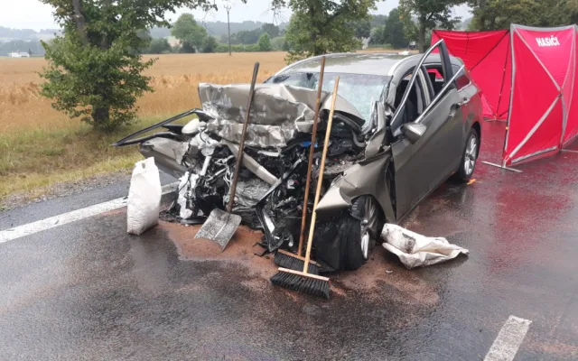 Na Písecku došlo k další tragické nehodě. Jeden člověk zemřel, další jsou ve vážném stavu