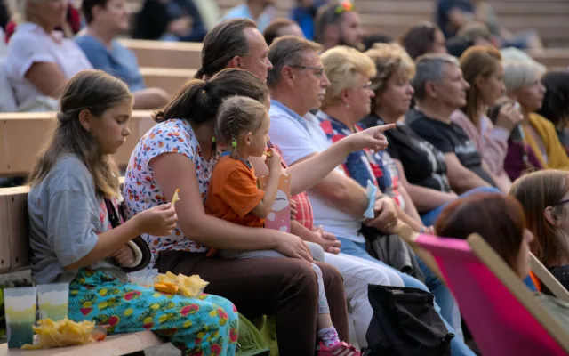 Koncert filmových hitů, Matky a Velký Gatsby uzavřou letní sezónu v Háječku