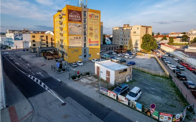 Hosté si u nás chválí čisté a moderní ubytování za super cenu, říká majitel budějckého Hotelu U Nádraží