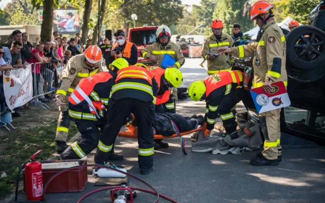 Hasiči z Velešína dobyli Prahu. Vyhráli mistrovství České republiky ve vyprošťování