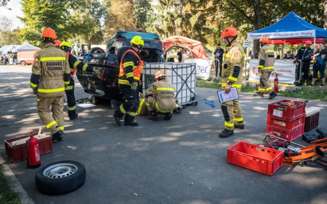 Hasiči z Velešína dobyli Prahu. Vyhráli mistrovství České republiky ve vyprošťování