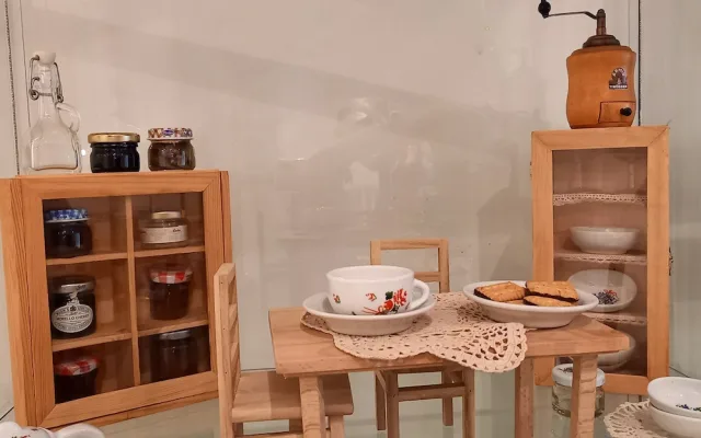 Kde bydlí panenky. Výstava, na které najdete kus vlastního dětství