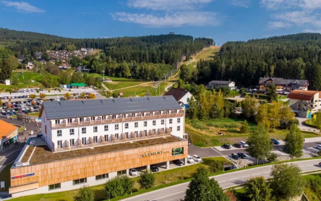 Podpořte svou imunitu pohybem v čisté šumavské přírodě Skiareálu Lipno a užijte si lyžování a kvalitní služby