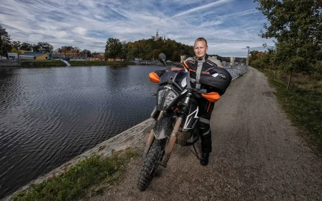 Firma MBW, která obléká motorkáře od hlavy k patě, chystá týden plný slev.