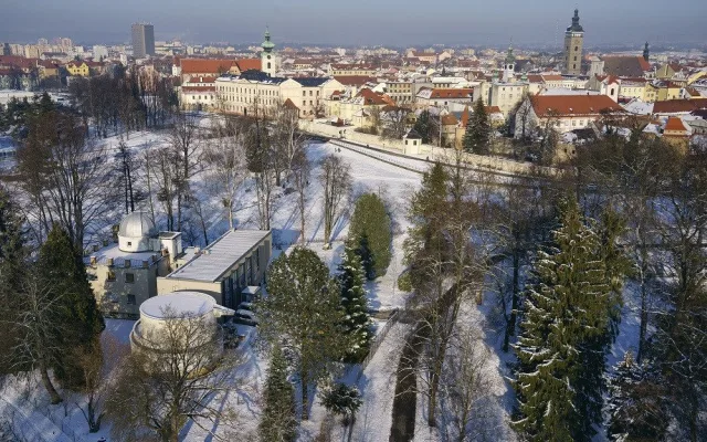 Podzimní premiéry v gitiálním planetáriu nabídnou černé díry a zrození země