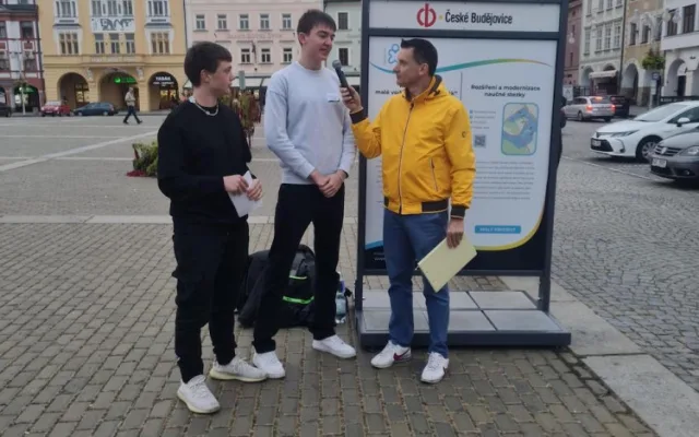 Co se děje na Obchodní akademii po vyučování? Pořádají soutěže a účastní se projektů