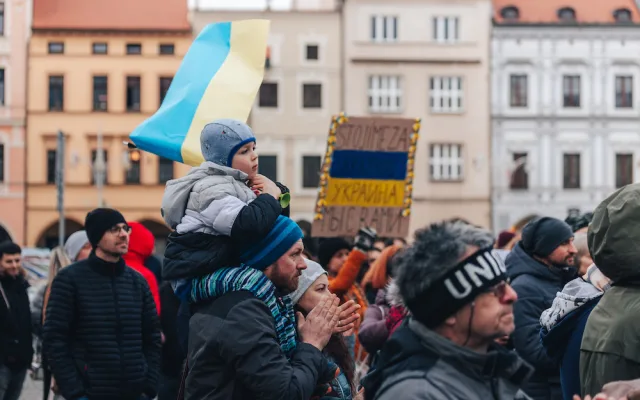 Podporu okupované Ukrajině v Českých Budějovicích vyjádřilo na 300 lidí