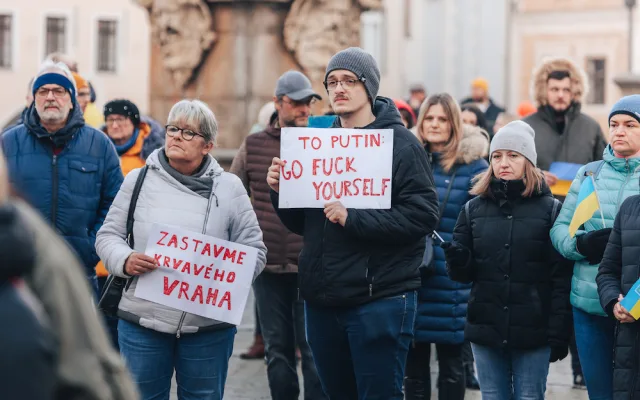 Podporu okupované Ukrajině v Českých Budějovicích vyjádřilo na 300 lidí