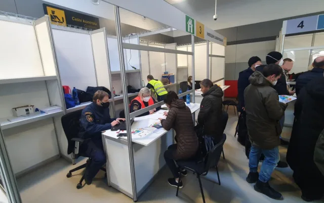 Asistenční centrum na letišti během dneška využily dvě stovky Ukrajinců