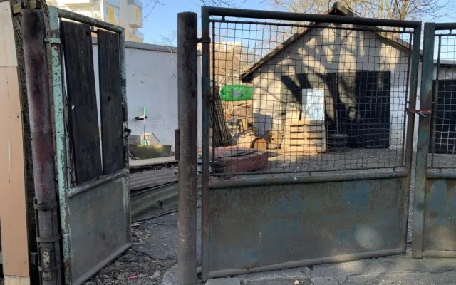Třiatřicetiletý muž brutálně zavraždil ženu. Hrozí mu až 18 let vězení