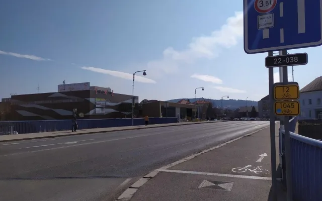 Ve Strakonicích začne oprava mostu přes řeku Volyňku.