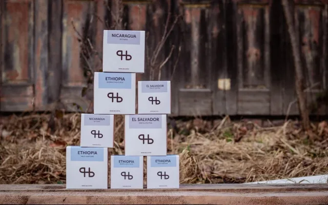 Jsme kávoví holisti. Důležitá je pro nás pří výběru hlavě chuť, říkají majitelé qb coffee roasters