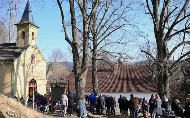 Spolku se podařilo opravit kapli svatého Josefa v původně sudetské obci u Volar
