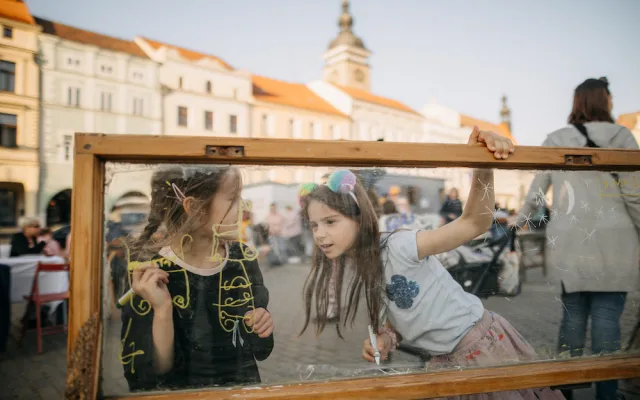 Kul.turistická kancelář objíždí budějovické čtvrti