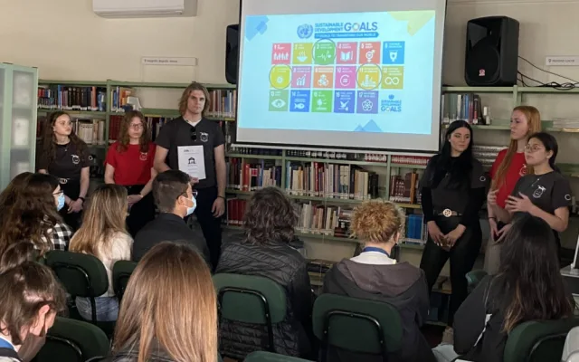 Žáci Obchodní akademie navštívili s Erasmem+ Portugalsko