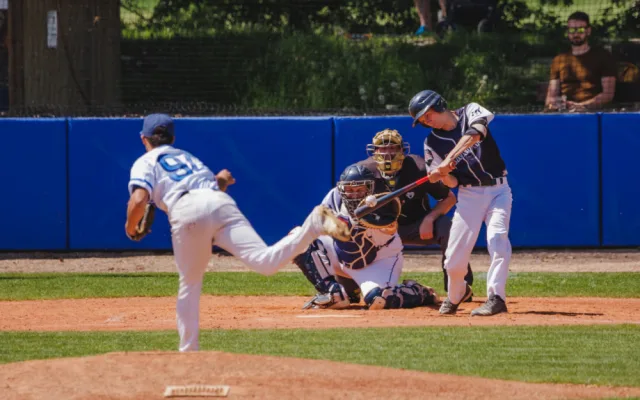 Sokol Hluboká si v Olomouci poradil se Skokany a v nadstavbě o Extraligu má zatím čtyři vítězství z pěti utkání