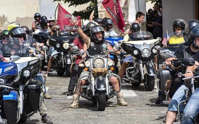 V sobotu vyjede legendární Spanilá jízda motocyklů