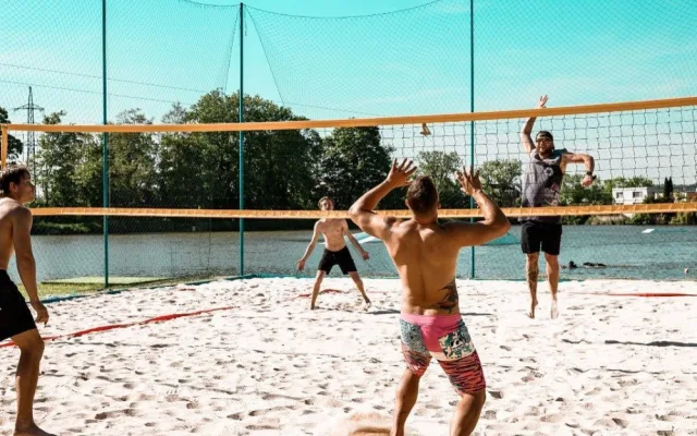 Dva kurty na plážový volejbal s kvalitním pískem