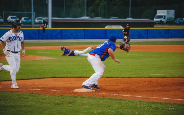 Sokol Hluboká přetlačil Kotlářku Praha a dál vede tabulku Nadstavby o baseballovou Extraligu