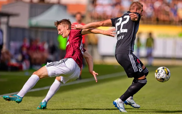 Vyprodaný Střelecký ostrov dějištěm prohry se Spartou