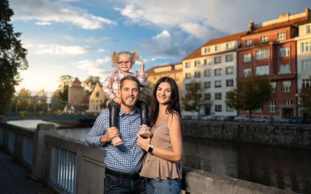 Šaty vybírají až v Barceloně, svatební dům Novias slaví první výročí