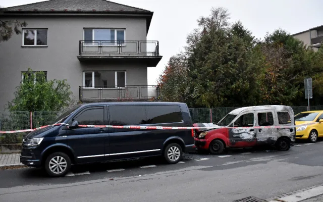 Nad ránem zasahovali hasiči u požáru v Českých Budějovicích. Foto: Eva Hnudová