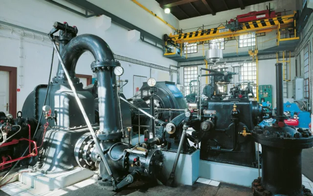 Stavbu naší nejstarší přečerpávací elektrárny pod šumavským Černým jezerem doprovázely tragické nehody