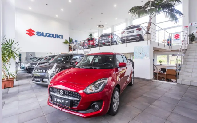 Budějcký Autostart slaví 30 let. Suzuki se pro řadu našich klientů stalo srdcovkou, říká majitel