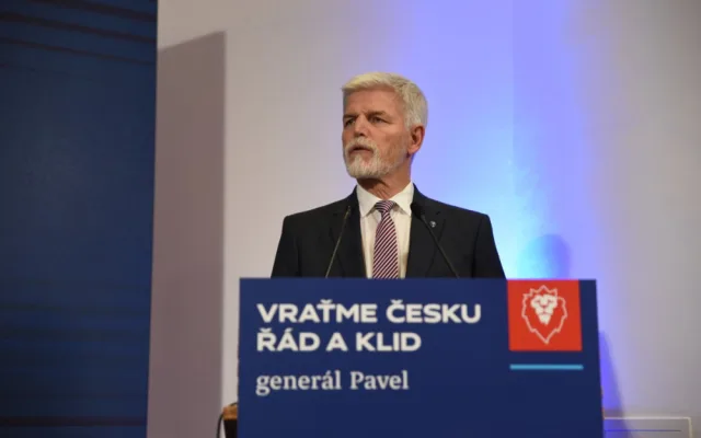 První kolo prezidentské volby vyhrál Petr Pavel, Babiše předstihl v závěru. Ten na sebe čeká kompro